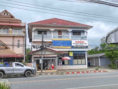 ขายที่ดินสวย เวียงป่าเป้า พร้อมตึกพาณิชย์ 2 ชั้นครึ่ง 3 คูหา 191 ตรว. ใกล้ รพ.เวียงป่าเป้า
