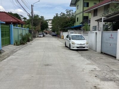 ขายที่ดิน 100 ตรว ซอยรามคำแหง 118 ใกล้แนวรถไฟฟ้าสายสีส้ม (สถานีสัมมากร)