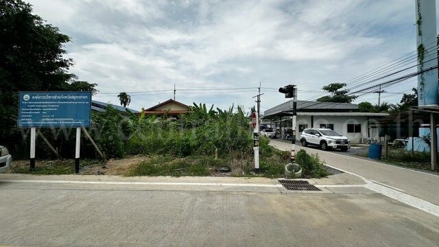 ที่ดินสภาพดีถมแล้ว ใกล้วัดท่าไม้ สมุทรสาคร ติดถนนคอนกรีต แปลงมุม 