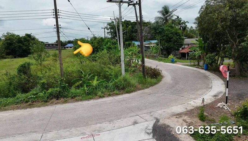 ขายที่ดินทำเลสวย ติดถนนคอนกรีต 2 ด้าน ทำเลค้าขาย ตรงข้ามสวนอาสาคาเฟ่ ต.พรหมณี อ.เมืองนครนายก