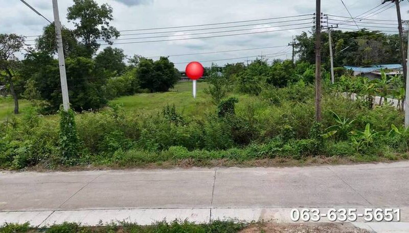 ขายที่ดินทำเลสวย ติดถนนคอนกรีต 2 ด้าน ทำเลค้าขาย ตรงข้ามสวนอาสาคาเฟ่ ต.พรหมณี อ.เมืองนครนายก