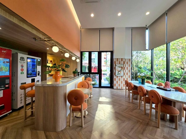 Dcondo Vivid Rangsit ใกล้ ม.กรุงเทพ พร้อมอยู่ Fully Furnished แต่งครบ โทร 065-4496399