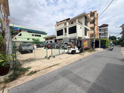ขายด่วนที่ดินจตุจักร 79 ตรว ติดถนนสาธารณะ ถมแล้ว ซ.ลาดพร้าว40 จตุจักร กทม.