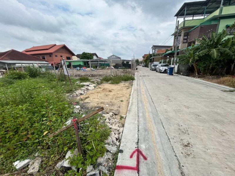 ขายด่วนที่ดิน 58 ตรว ติดถนนสาธารณะ ถมแล้ว เฉลิมพระเกียรติ ร.9 ซอย 14 แยก17 ประเวศ กรุงเทพฯ