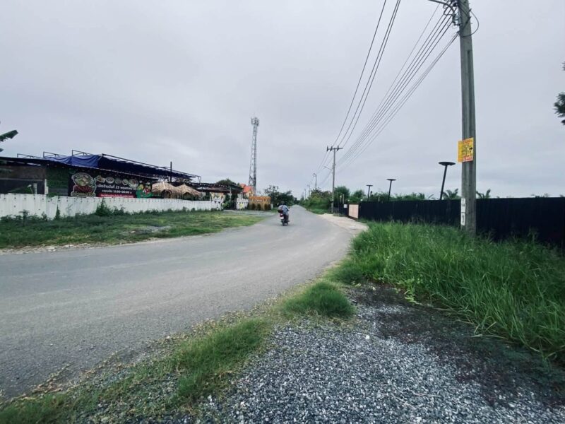 ขายถูกที่ดินใกล้วงแหวนกาญจนาฯ 6 ไร่ 81 ตรว ติดถนนลาดยางสาธารณะ ซ.โปร่งอารมณ์ บางขุนเทียน กทม.