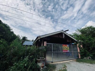 ขายถูกที่ดิน 410 ตรว แถมบ้านสวนฟรี ติดถนนสาธารณะ โครงการสวนเกษตรนนทบุรี ต.ราษฎร์นิยม อ.ไทรน้อย จ.นนทบุรี