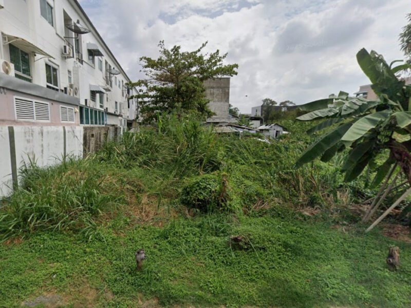 ขายที่ดิน เนื้อที่ 212 ตร.ว. ซอยนาคนิวาส 48 แยก 16 ใกล้ เซ็นทรัล อีสต์วิลล์