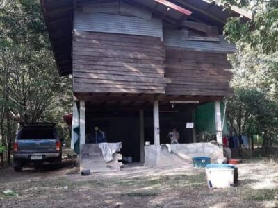 ขายบ้านพร้อมที่ดินและสวนยาง อำเภอกุดจับ จังหวัดอุดรธานี เนื้อที่ 2 ไร่ 2 งาน 33 ตารางวา
