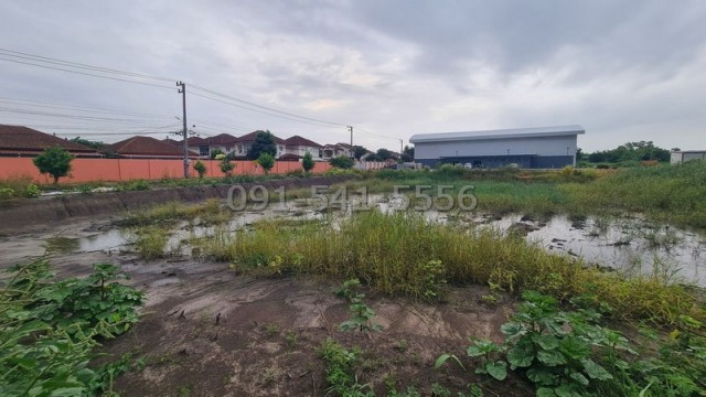 ขายที่ดิน 16 ไร่ ติดริมถนน ใกล้วัดหลวงพ่อโสธร ฉะเชิงเทรา เยื้องหมู่บ้านมารวย ที่ดินศักยภาพเพื่อการลงทุน