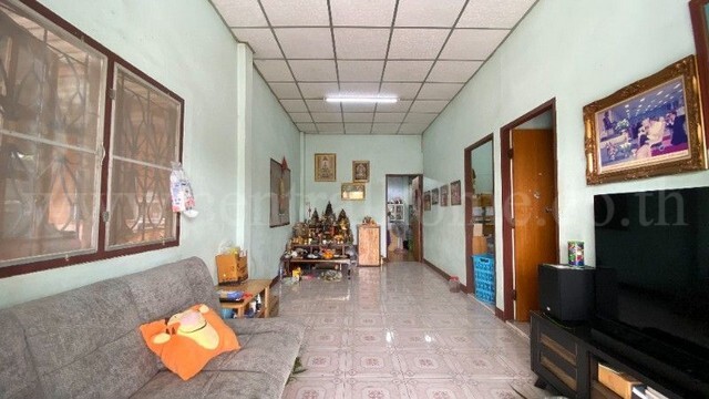 ที่ดินพร้อมสิ่งปลูกสร้าง 4 ไร่ 83 ตร.วา ทำเลดี ติดถนน สามพราน นครปฐม