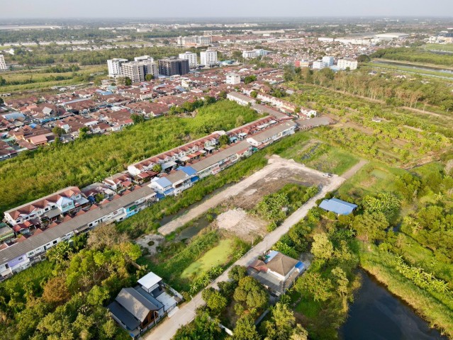 1 ขาย ที่ดิน ที่ดินในชุมชนใกล้ราชมงคล ธัญบุรี คลอง6 ทำหอฟักบ้านพักฯ มีหลายแปลง T.o86-3ol-6l6l ใกล้กับ ราชมงคลธัญบุรี 982800 บาท