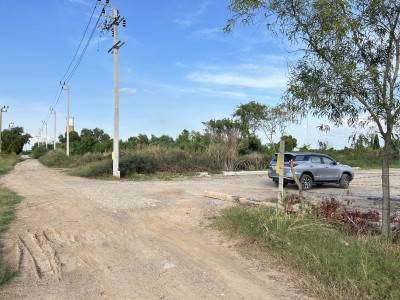 ขายที่ดินขนาด 4 ไร่ ใกล้สนามบินสุวรรณภูมิ ตำบลคลองสวน อำเภอบางบ่อ จังหวัดสมุทรปราการ
