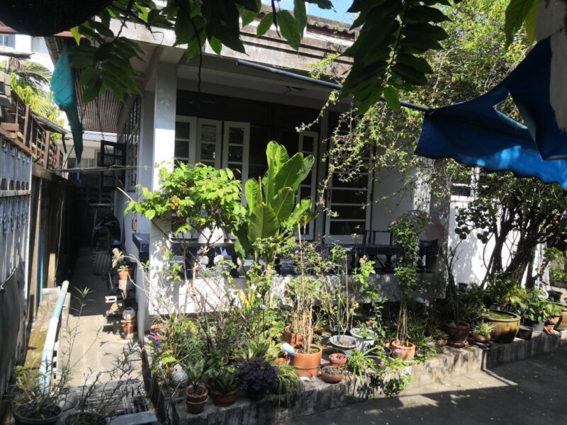 ขายที่ดินพร้อมบ้าน ซอยปรีดี พนมยงค์ 20 เขตวัฒนา กรุงเทพฯ ทำเลทอง ใกล้สุขุมวิทและ BTS พระโขนง