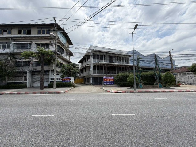 ขายที่ดินผังสีม่วง 839 ตรว ติดถ.ปู่เจ้าสมิงพราย พระประแดง เหมาะโรงงาน