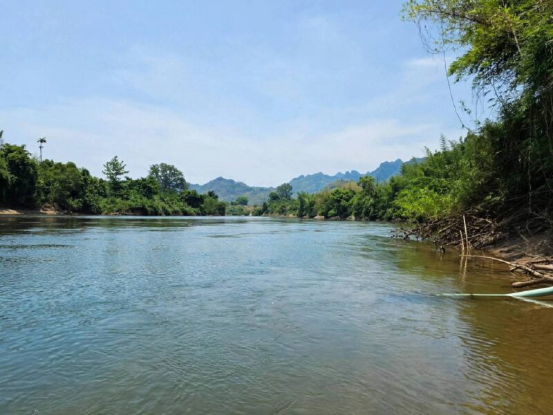 ขายที่ดินเปล่า ทำเลดี วิวภูเขาและวิวแม่น้ำ อำเภอไทรโยค จังหวัดกาญจนบุรี 71150