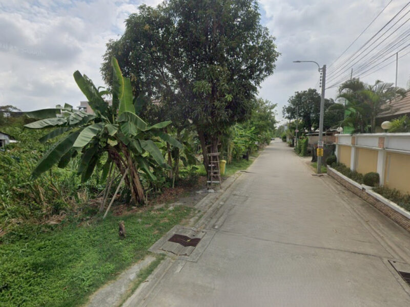 ขายที่ดิน เนื้อที่ 212 ตร.ว. ซอยนาคนิวาส 48 แยก 16 ใกล้ เซ็นทรัล อีสต์วิลล์