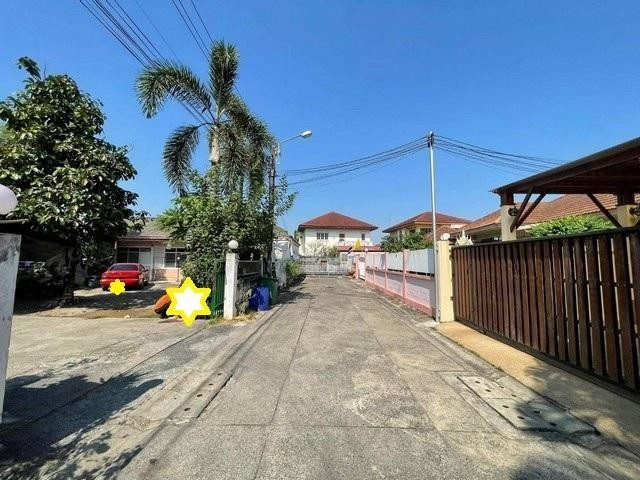 ขายที่ดินพร้อมสิ่งปลูกสร้าง เนื้อที่ 129 ตรว. ซอยสังคมสงเคราะห์ 24 ลาดพร้าว 71 เลียบด่วน