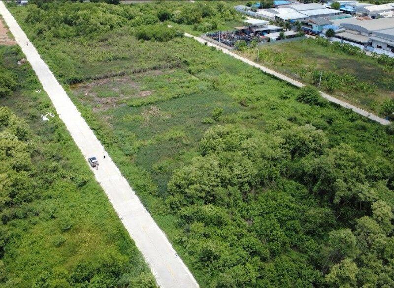 ที่ดินทำเลดี ตำบลคลองสอง อำเภอคลองหลวง จังหวัดปทุมธานี ตั้งอยู่บริเวณ ซอยกลั่นกรอง 2 ระหว่างซอยไอยรา 6