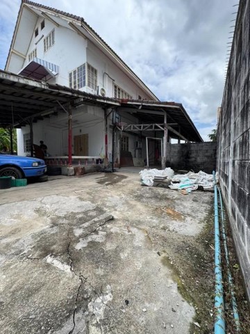 HS 2014 ขายด่วนที่ดิน 421 ตร.วา พร้อมสิ่งปลูกสร้าง ซอยลาดพร้าว 80 ใกล้ MRT ลาดพร้าว 71