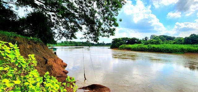 ขายที่ดินติดแม่น้ำชี 3 ไร่ อำเภอเมืองมหาสารคาม ทำเลดี ติดถนนหลัก ไปกาฬสินธุ์ เหมาะค้าขาย ร้านอาหาร คาเฟ่่ริมน้ำรีสอร์ท พลูวิลล่า