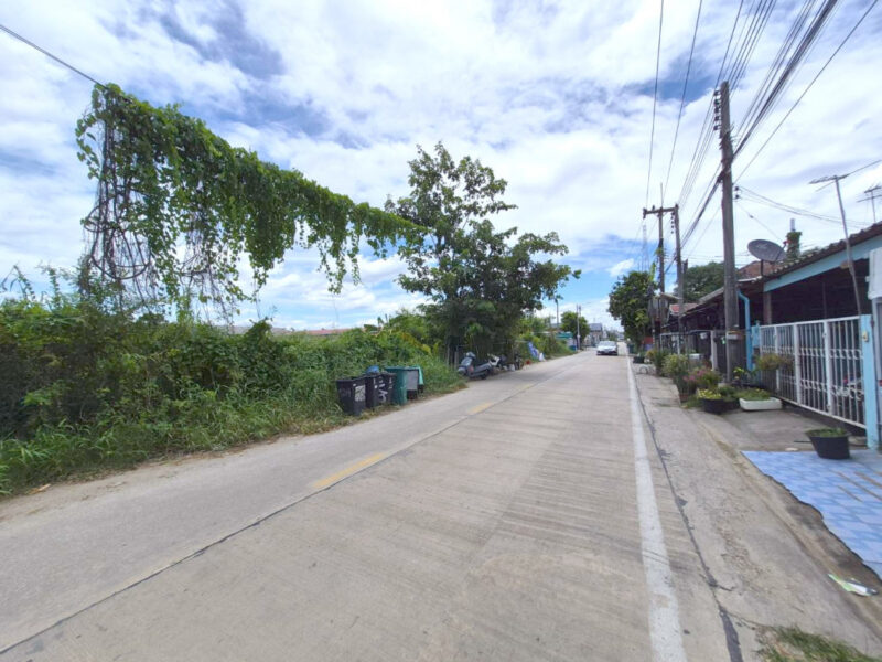 ขายถูก ที่ดิน ซอยหมู่บ้านพรรณณิภา ซอยรังสิต-นครนายก 83 ขนาด 958 ตรว