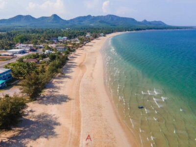 ที่ดินติดทะเลวิวหลักล้านแปลงเล็กหายากติดหาดส่วนตัว เหลือ 2แปลง สุดท้าย ทรายขาวน้ำใส สวยงามวิวทะเลธรรมชาติสุดสุด ปะทิวใกล้หาดสวยทุ่งวัวแล่น