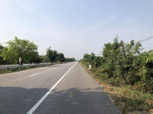 ที่ดินทำเลดีบ้านตากจังหวัดตาก ปล่อยให้เช่าหรือขาย ราคาคุยได้ ติดถนนเอเซีย AH1 ติดถนนพหลโยธิน