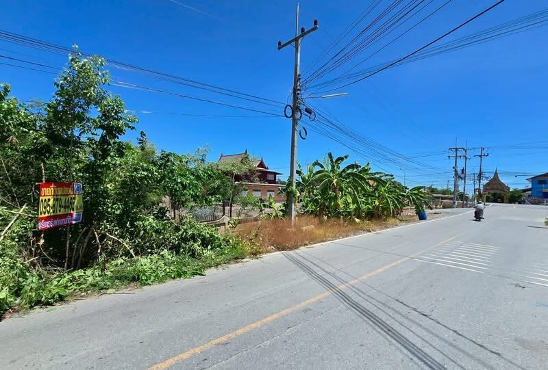 ขายด่วนที่ดิน 3 ไร่ ติดถนน3422(ลาดบัวหลวง-วัดไผ่โรงวัว) บางเลน นครปฐม