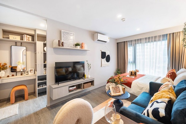 The Strand Indeed Condo คอนโดพร้อมอยู่ วิวทะเลศรีราชา ห้องแต่งครบ พร้อมเฟอร์นิเจอร์ โทร 065-5639565