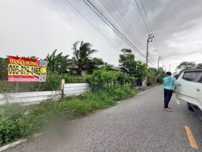 ขายด่วนที่ดิน 45 ตรว ติดถนนสาธารณะ ถมแล้ว ถ.เลียบคลองนายหลีก บางบัวทอง นนทบุรี