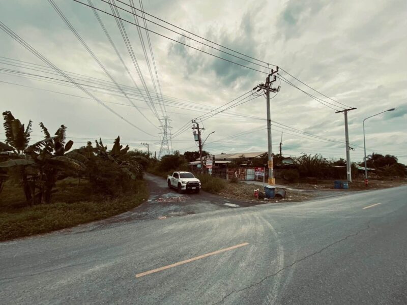 ขายถูกต่ำกว่าประเมิน 292 ตรว ติดถนนสาธารณะ คลอง 13 ฝั่งตะวันตก หนองจอก กทม.