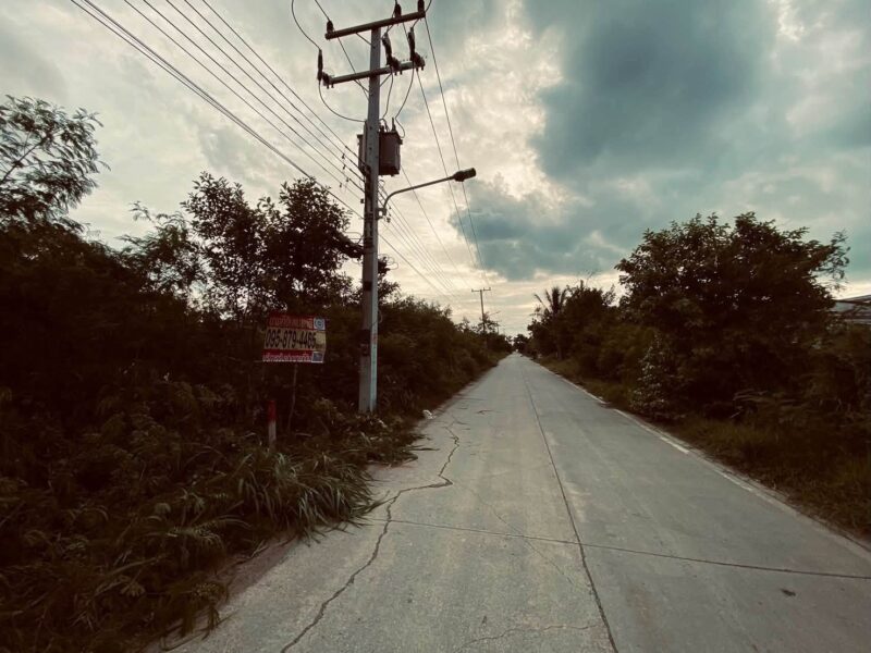 ขายที่ดินใกล้ตลาดไท 833 ตรว ติดถนนคอนกรีตสาธารณะ ซ.เอราวัณ 21 คลองหลวง จ.ปทุมธานี