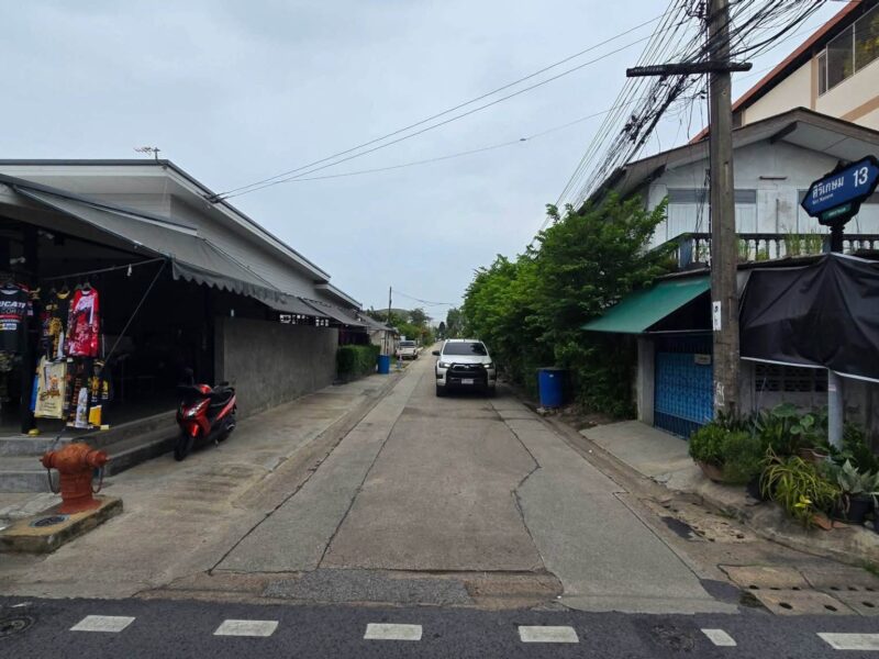 ขายด่วนที่ดิน 42 ตรว ติดถนนคอนกรีตสาธารณะ ถมแล้ว ซ.ศิริเกษม 13 ภาษีเจริญ กทม.