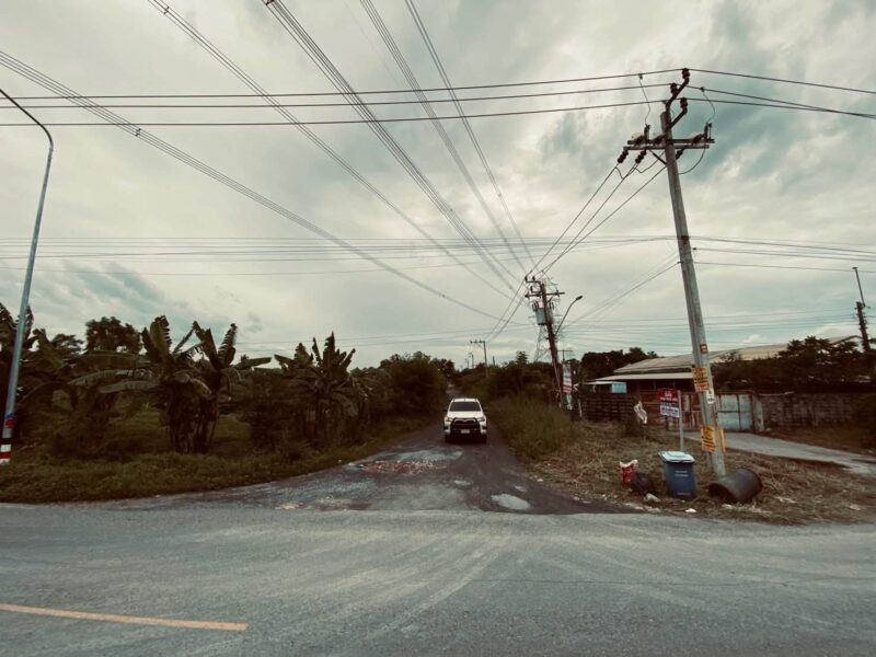ขายถูกต่ำกว่าประเมิน 292 ตรว ติดถนนสาธารณะ คลอง 13 ฝั่งตะวันตก หนองจอก กทม.