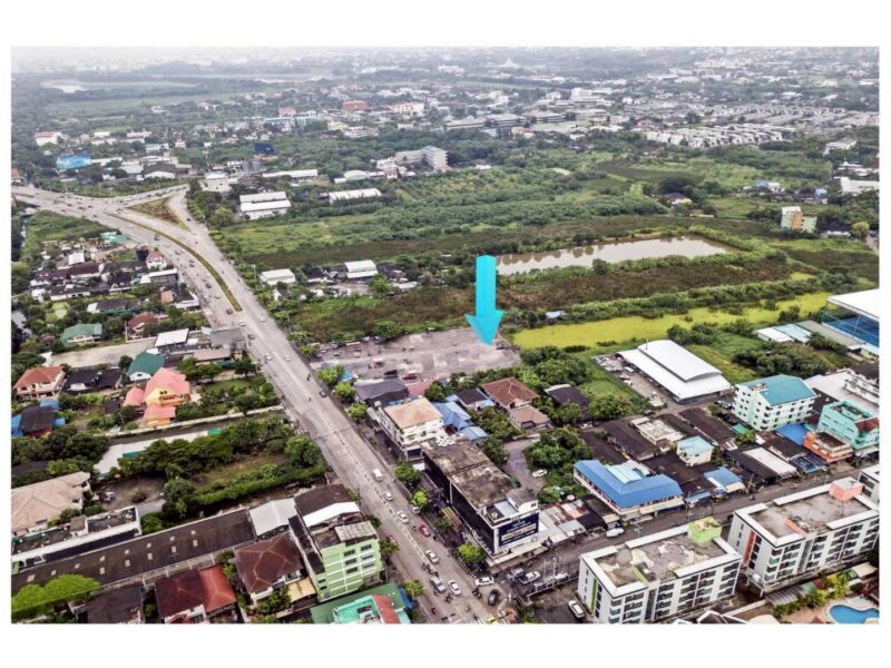 ที่ดินติดถนนเฉลิมพระเกียรติร.9 พื้นที่สีเหลือง ใกล้สวนหลวงร.9