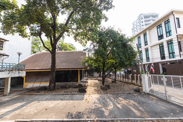 ขายบ้านเดี่ยว พร้อมที่ดินใจกลางพร้อมพงษ์ Rare item เพียง 5 นาที ถึงEmporium