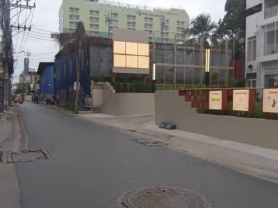 ขายที่ดินรัชดาซอย 3 เนื้อที่ 1-3-67 ไร่ หน้ากว้างติดถนน 45 เมตร ใกล้สถานีรถไฟฟ้าพระราม 9 ผังสีน้ำตาล ย.9