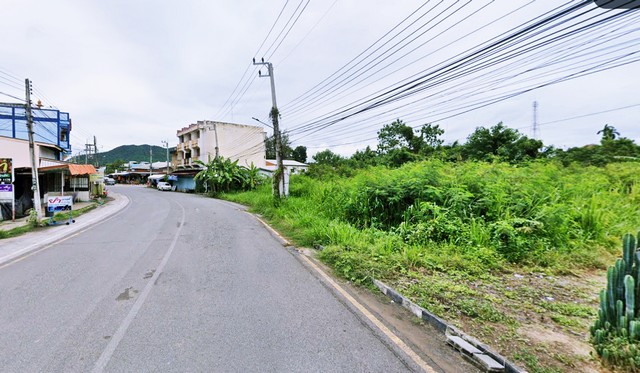 ที่ดินการค้า ติดถนนใหญ่ ในชุมชน ใกล้ตลาด โรงพยาบาล 380ตรว. อ.บ้านไร่ อุทัยธานี 086-301-6161