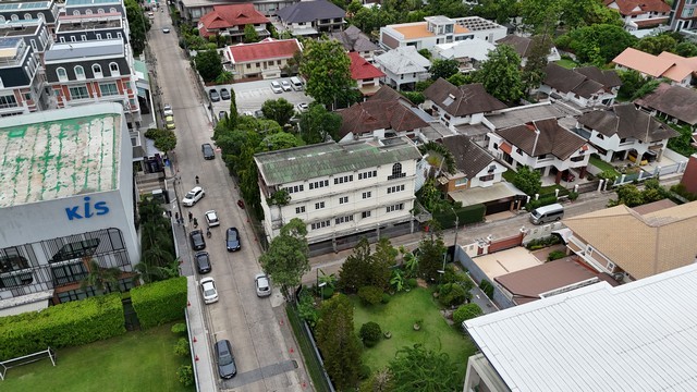 ที่ดินแปลงมุม ทำเลหายาก ตรงข้ามโรงเรียนนานาชาติ KIS