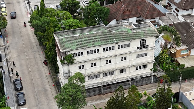 ที่ดินแปลงมุม ทำเลหายาก ตรงข้ามโรงเรียนนานาชาติ KIS