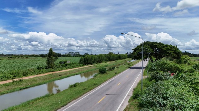 ายที่ดินถมแล้ว 1 ไร่ 12 ตร.ว. ที่ตั้ง: ตำบลท่าตะคร้อ อำเภอท่าม่วง จังหวัดกาญจนบุรี