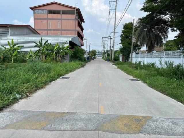 ขายที่ดินรังสิต คลอง 2 ปทุมธานี ลักษณะเป็นที่เปล่าถมแล้วทั้งแปลง