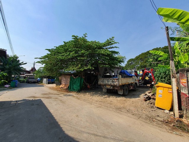 2339 ขาย ที่ดิน ที่ดิน ซอยกรุงเทพกรีฑา 18 แยก 6 ประเวศ กรุงเทพ 33065000 บาท กรุงเทพ ประเวศ 389 ตารางวา