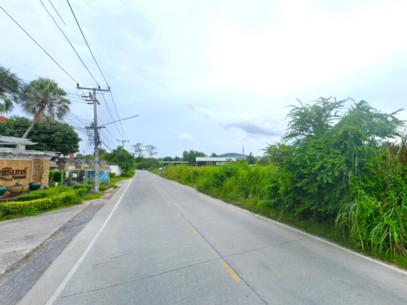ขาย ที่ดิน ริมถนนศรีราชา-หนองยายบู่ 9 อ.ศรีราชา 3 ไร่ 1 งาน 26.6 ตรว ใกล้ถนนสุขุมวิท เพียง 3 กม.