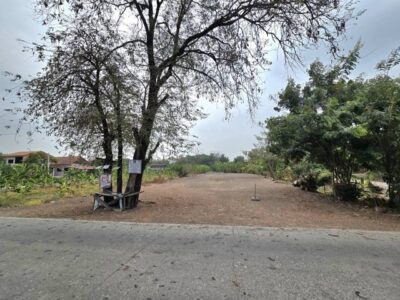 2380 ขาย ที่ดิน ที่ดิน ลาดหลุมแก้ว ชั้นที่ 1 7000000 บาท ใกล้กับ หอพัก SP Place ปทุมธานี 1 ไร่ 2 งาน 611 ตารางวา