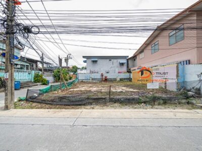 ขาย ที่ดินเปล่าเทพารักษ์ 31ตร.ว.ในซอย เรวัต 1 แปลงมุมสี่เหลี่ยมสวย