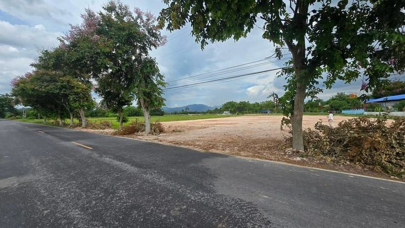 ขายที่นา ติดถนน 2 ด้าน วิวเขา ที่สำคัญ ถมให้พร้อม ต.เขาเพิ่ม อ.บ้านนา จ.นครนายก ใกล้ตลาดนัดบ้านพริก