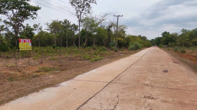 ขายที่ดิน 17-0-40 ไร่ ใกล้ถ.มิตรภาพ 283 เมตร เชียงหวาง อำเภอเพ็ญ จ.อุดรธานี