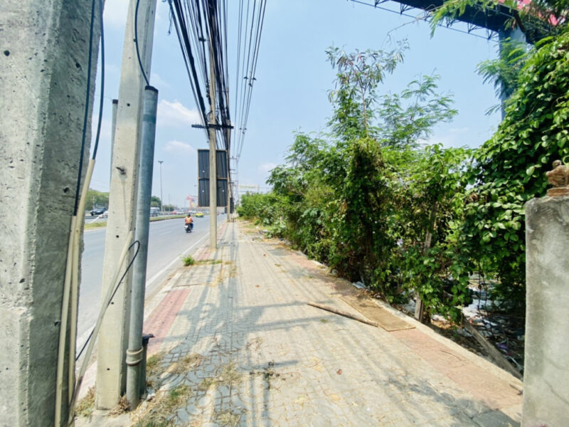 ที่ดิน ติดถนนพหลโยธิน ใกล้โรงกษาปณ์ คลองหนึ่ง คลองหลวง ปทุมธานี