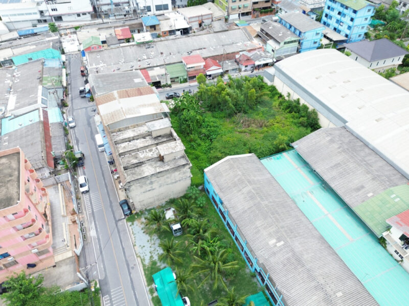 ขาย ที่ดิน หมู่บ้านอ้อมน้อย ซอย 14 กระทุ่มแบน 106.9 ตรว ใกล้ถนนเพชรเกษม เพียง 1.1 กม.